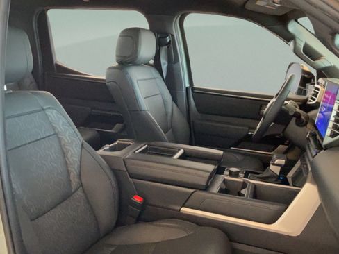 Certified 2025 Toyota Tundra Limited AWD/4WD image 43
