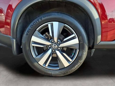 Used 2021 Nissan Rogue SL image 19