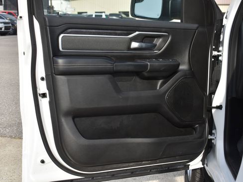 Used 2022 RAM 1500 Big Horn image 12