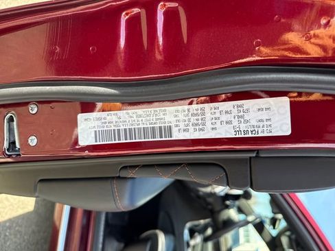 Used 2019 Jeep Grand Cherokee Summit AWD/4WD image 17