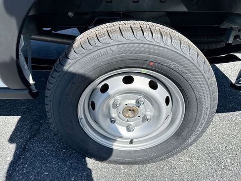 New 2025 Ford Transit 250 148 Medium Roof image 10