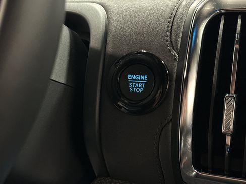 New 2026 Ford Expedition Tremor image 12