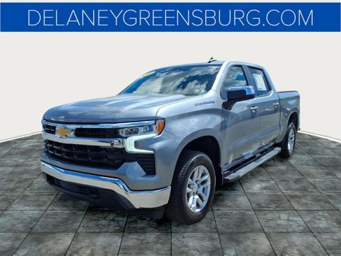Used 2024 Chevrolet Silverado 1500 LT AWD/4WD image 7