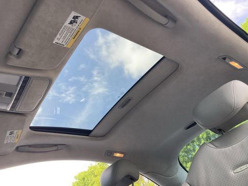 Used 2012 Mercedes-Benz CL 63 AMG image 30