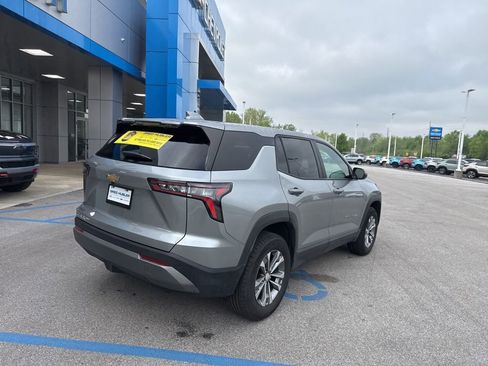 Used 2025 Chevrolet Equinox LT AWD/4WD image 29