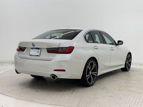 Certified 2024 BMW 330i Sedan w/ Convenience Package RWD image 9
