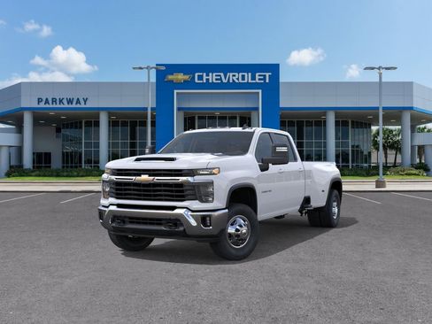 New 2026 Chevrolet Silverado 3500 LT AWD/4WD image 8