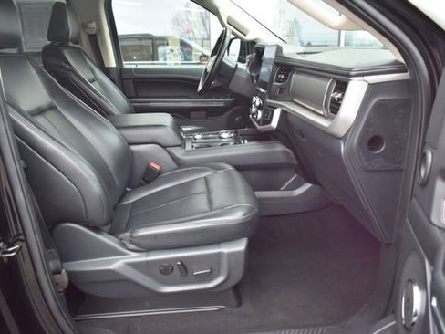 Used 2024 Ford Expedition XLT AWD/4WD image 52