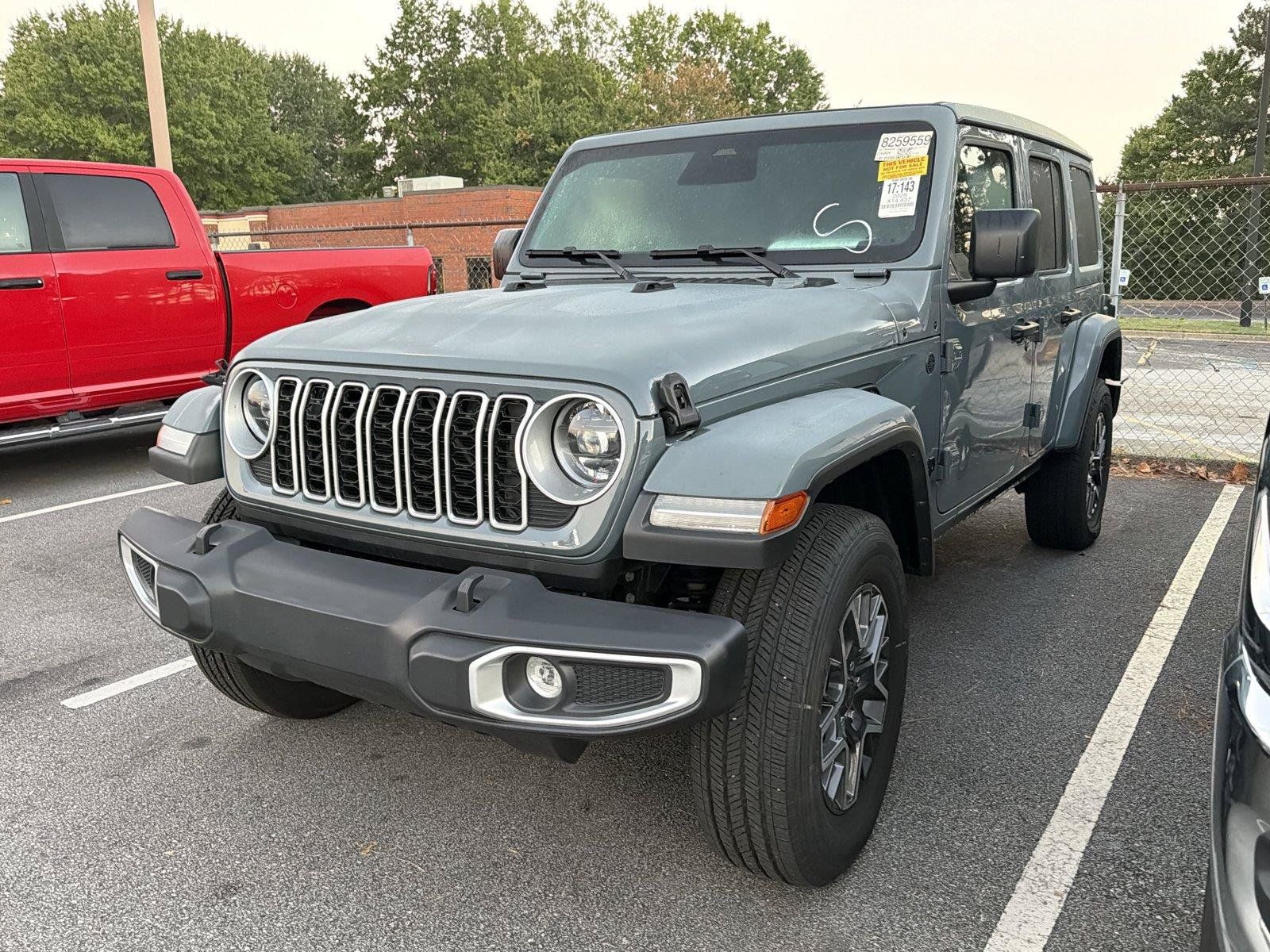 Used 2026 Jeep Wrangler Unlimited Sahara AWD/4WD image 1