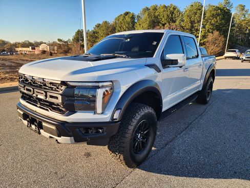 Used 2025 Ford F150 Raptor image 9