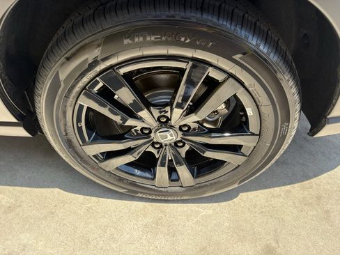 Certified 2026 Honda HR-V Sport image 31