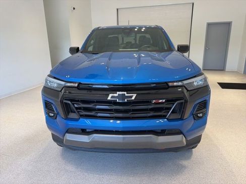 Certified 2023 Chevrolet Colorado Z71 w/ Z71 Convenience Package 2 AWD/4WD image 2