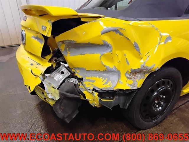 Used 2005 Ford Mustang GT Premium RWD image 18