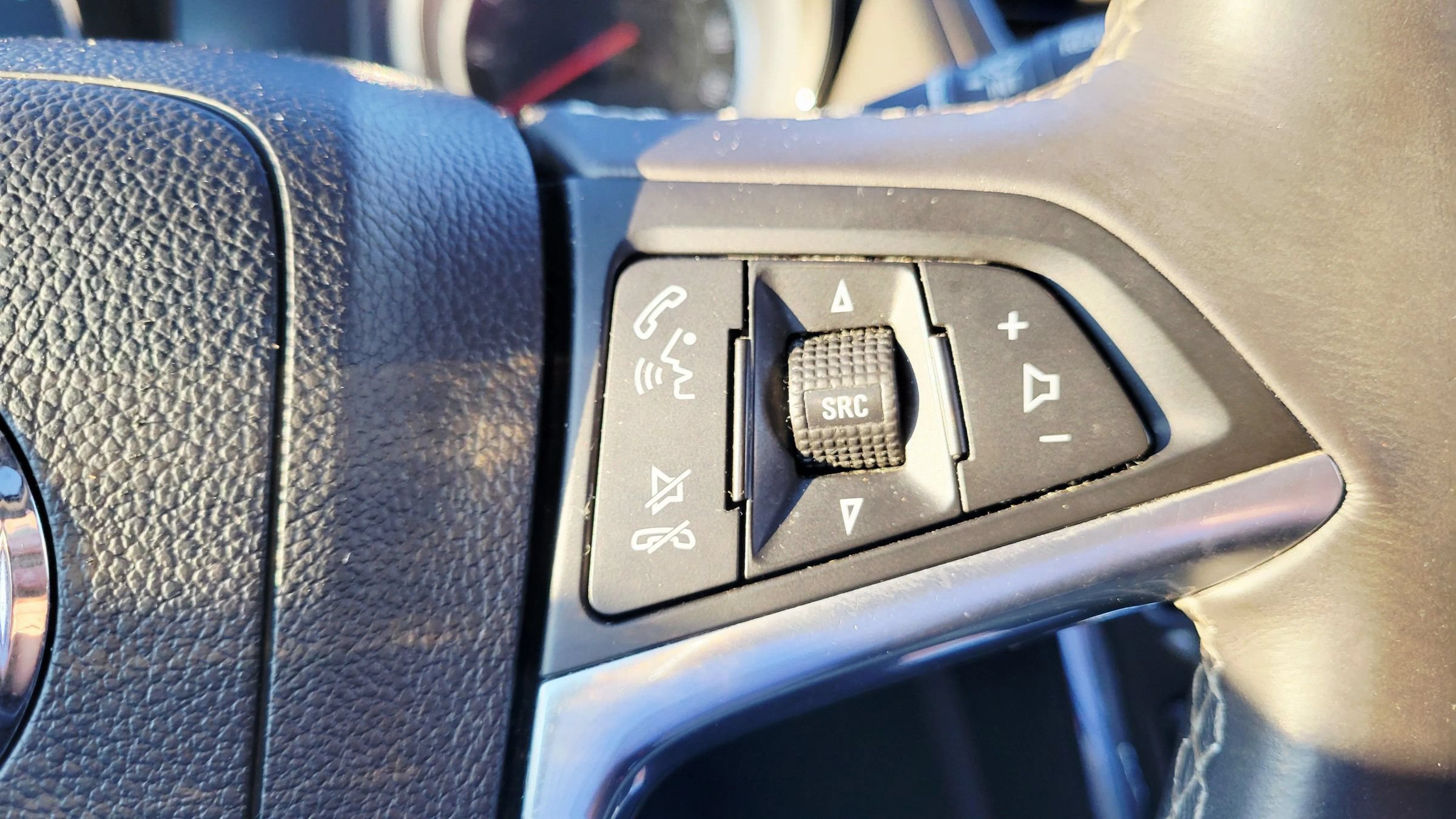 Used 2016 Buick Encore Convenience AWD/4WD image 11