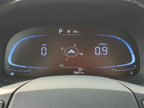 Used 2023 Hyundai Venue Limited image 29