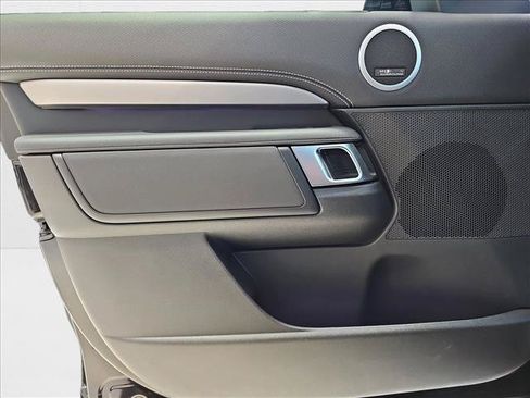 New 2025 Land Rover Discovery Dynamic SE AWD/4WD image 24