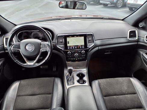 Used 2021 Jeep Grand Cherokee Laredo X image 26