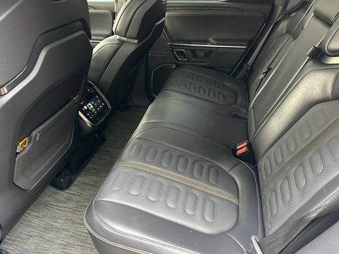 Used 2023 Rivian R1T Adventure AWD/4WD image 12