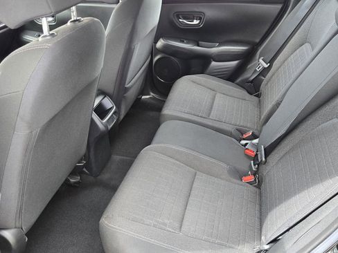 Certified 2024 Honda HR-V LX image 11