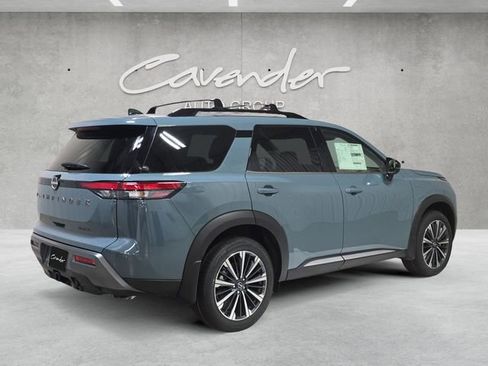 New 2026 Nissan Pathfinder Platinum image 16