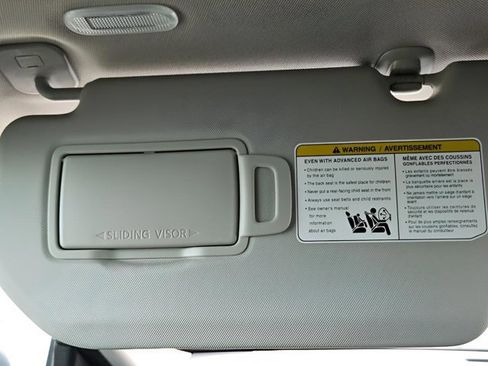 Certified 2025 Nissan Rogue SV FWD image 30
