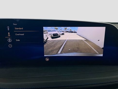 Used 2025 Cadillac XT4 Sport FWD image 14