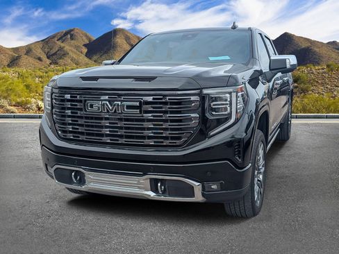Used 2025 GMC Sierra 1500 Denali Ultimate image 11