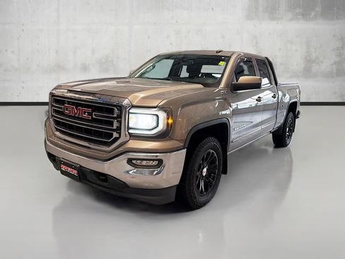 Used 2017 GMC Sierra 1500 SLE w/ SLE Value Package image 1