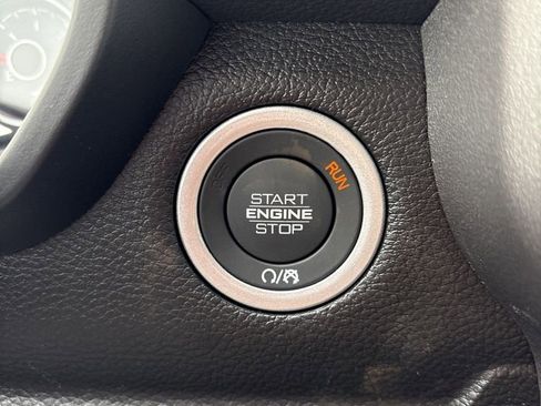 New 2026 RAM 1500 4x4 Crew Cab image 23