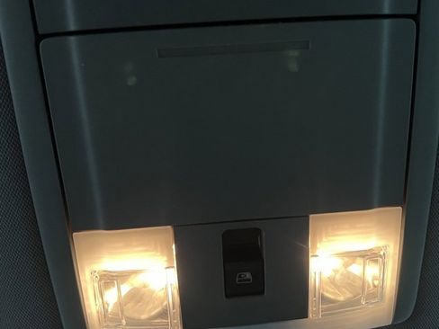 Used 2012 Ford F150 XLT w/ XLT Chrome Pkg image 33