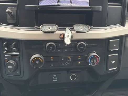 Used 2023 Ford F350 XL w/ XL Driver Assist Package AWD/4WD image 16