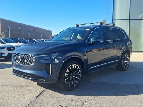 New 2026 Volvo XC90 B6 Ultra w/ Protection Package Premier image 10