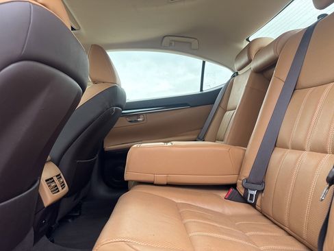 Used 2016 Lexus ES 350 image 31