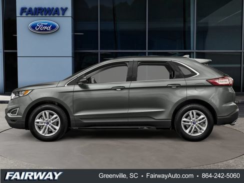 Used 2018 Ford Edge SE FWD image 3