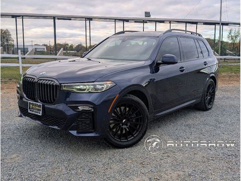 Used 2022 BMW X7 xDrive40i w/ Premium Enhanced Package image 1
