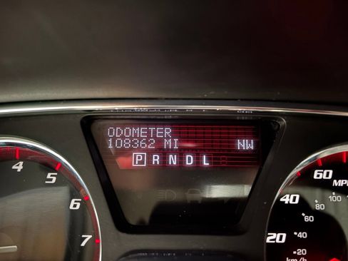 Used 2017 GMC Acadia Limited SLT AWD/4WD image 17