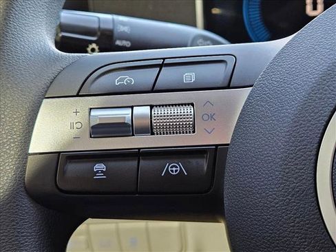 New 2026 Hyundai Tucson SEL FWD image 18