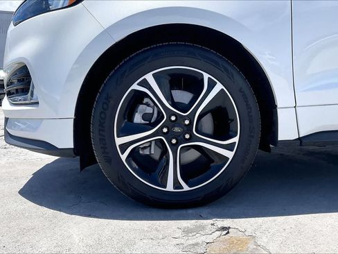 Used 2023 Ford Edge ST AWD/4WD image 8
