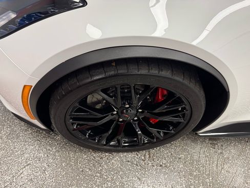 Used 2019 Chevrolet Corvette Z06 image 39