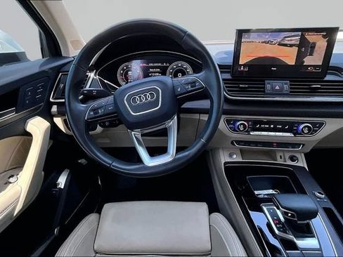 Used 2024 Audi Q5 2.0T Premium Plus w/ Premium Plus Package AWD/4WD image 5