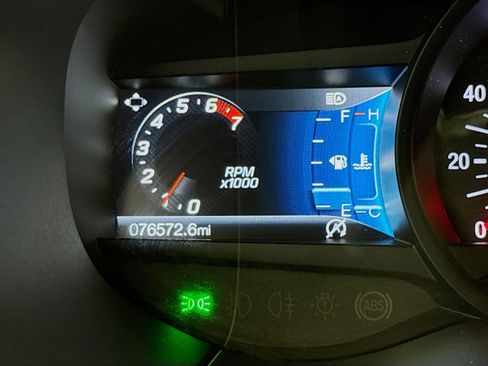 Used 2020 Ford Edge ST image 12