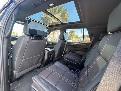 New 2026 Chevrolet Tahoe High Country AWD/4WD image 15