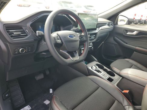 New 2025 Ford Escape ST-Line w/ Equipment Group 301A image 9