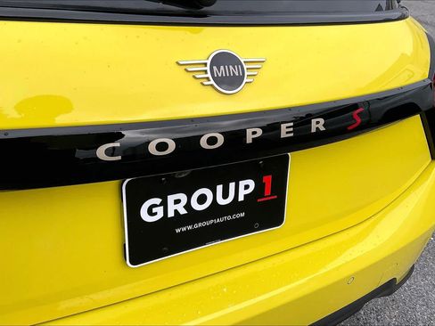 Used 2025 MINI Cooper S FWD image 29