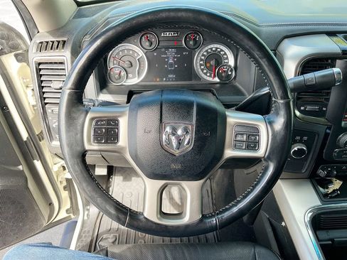 Used 2018 RAM 2500 Laramie w/ Sport Appearance Group AWD/4WD image 11