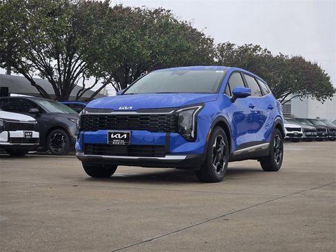 New 2026 Kia Sportage EX image 2