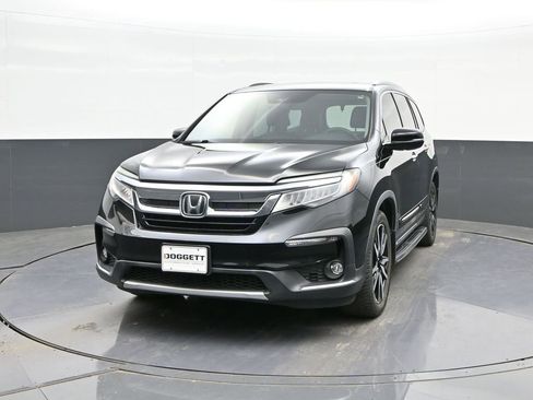 Used 2019 Honda Pilot Touring image 30