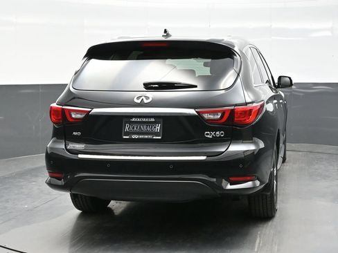Used 2019 INFINITI QX60 Luxe w/ Essential Package AWD/4WD image 6