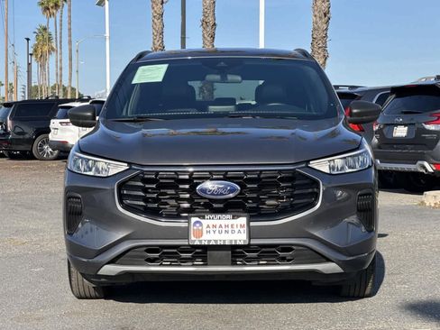 Used 2024 Ford Escape ST-Line image 9