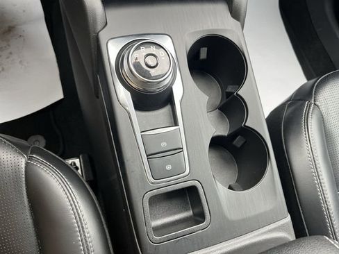 Used 2024 Ford Escape Platinum image 24